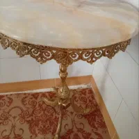 میز برنجی