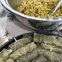دلمه برگ انگور و دلمه رنگی