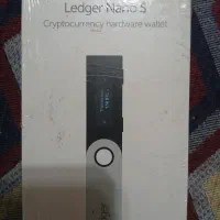 کیف پول دیجیتال لجر نانو اس
