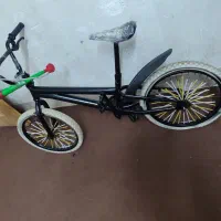 دوچرخه|دوچرخه، اسکیت، اسکوتر|شیراز, دست خضر|دیوار