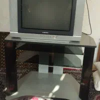 تلویزیون 21اینچ سامسونگ همراه با میز تلویزیون