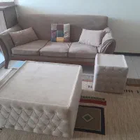 مبل ۳ نفره چوب گردو  همراه با پاف جلو مبلی و۳ کوسن|مبلمان خانگی و میز عسلی|اندیشه, اندیشه فاز ۱|دیوار