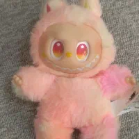 عروسک لبوبو