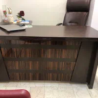 میز به همراه فایل و صندلی هر ۳ نو