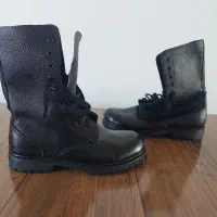 پوتین|کیف، کفش، کمربند|بندر ترکمن, |دیوار