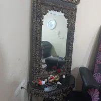 میز و اینه کنسول