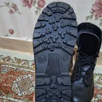 لباس و پوتین سربازی|لباس|قرچک, زیبا شهر|دیوار