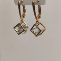 گوشواره رنگ ثابت