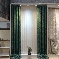 فروشنده خانم ساکن واریانشهر