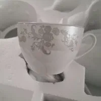 سرویس چایخوری/ شش نفره/ 17 پارچه/ چینی مقصود