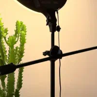 سه پایه عکاسی مدل تی شو مخصوص آنلاین شاپ ث