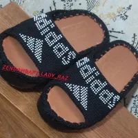 دمپایی زندان بافت