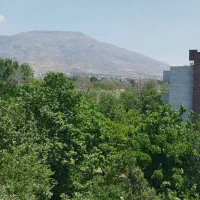 210-متر-برج-باغ-کلید-نخورده-لاله-شرقی