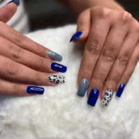 پیرسینگ رایگان و انجام کاشت ناخون