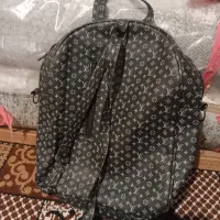 کیف مدرسه|کیف، کفش، کمربند|شاهین‌شهر, شهرک گلدیس|دیوار