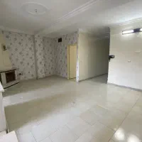 ۷۰ متر طبقه دوم /پارکینگ و انباری / آفتابگیر|اجارهٔ آپارتمان|کرج, مطهری|دیوار