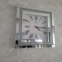 ساعت دیواری