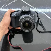 دوربین کنون ۲۰۰۰D