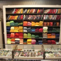 استخدام فروشنده خانم در (پوشاک زنانه )