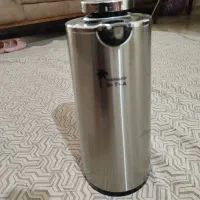 فلاسک لیوان پادری مجسمه