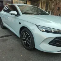 نصب فیلم های دودی و کاور بدنه پولیش سرامیک و خودرو