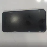 اپل iPhone 8 Plus با حافظهٔ ۲۵۶ گیگابایت