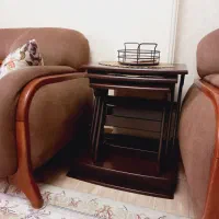 مبل هفت نفره کار کرده همراه ۳ عدد میز عسلی|مبلمان خانگی و میز عسلی|رشت, باهنر|دیوار