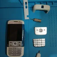 نوکیا ۵۷۰۰ خیلی تمیز و کمیاب|موبایل|رشت, حاجی آباد|دیوار