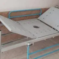 تخت بیمارستانی