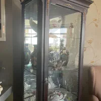 ویترین و بوفه