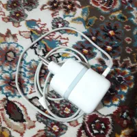شارژر گوشی آیفون