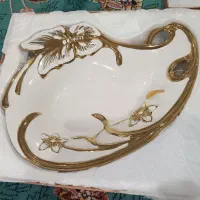 بشقاب طلایی