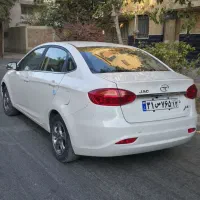 جکj4 مدل ۱۴۰۰ بدون رنگ اتوماتیک|خودرو سواری و وانت|اصفهان, شهید رجایی|دیوار