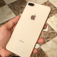 آیفون ۸ پلاس