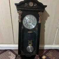 ساعت دیواری سالم در حد نو