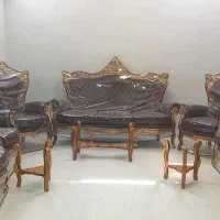 مبل سلطنتی ۹ نفره آینه در حد نو به همراه ویترین