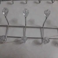 اویز لباس پشت دری