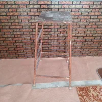 چهار پایه اهن