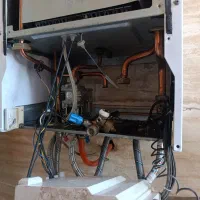 تاسیسات لوله کشی آب.برقکاری.لوله کشی گاز|خدمات پیشه و مهارت|اندیشه, اندیشه فاز ۱|دیوار