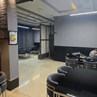 قرچک رجایی  300 متر تجاری همکف  آب و برق و گاز