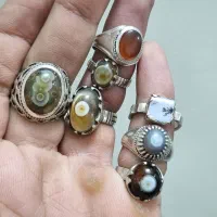 تعدادی انگشتر فروش تکی وکلی