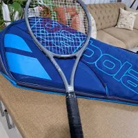 راکت تنیس ویلسون و ساک تنیس بابولات هر دو اصل