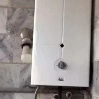 نصب آبگرمکن دیواری و مخزنی و لوله کشی نصب شیرالات