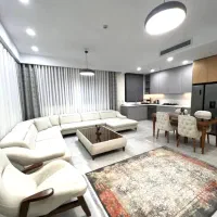 ۸۰متر/شیک‌وخوش‌چیدمان/اندیشه فاز یک/وامدار