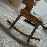 اسب تکان دهنده