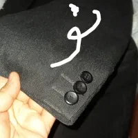 تعدادی کت شلوار و کت تک و پیراهن