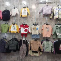 فروش عمده لباس بچگانه اجناس مغازه به علت جمع کردن|کفش و لباس بچه|تهران, مهرآباد جنوبی|دیوار