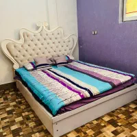 فروش فوری سرویس تخت و میز آرایش کامل با تشک