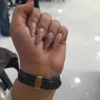 خدمات ناخن رایگان فقط هزینه‌ی مواد با کمترین قیمت