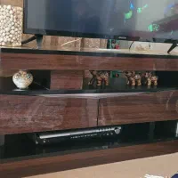 میز تلویزیون با یک میزجلومبل چهارتاعسلی